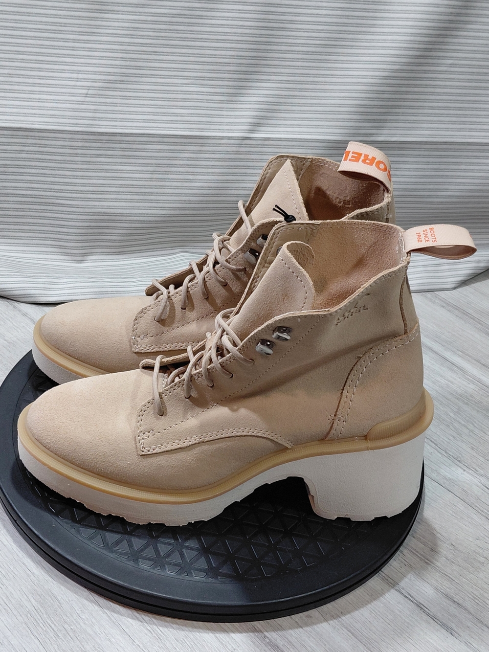 NWT Sorel Womens Hi-Line Heel Lace Waterproof Tan Leather Block Heel Boots W6.5